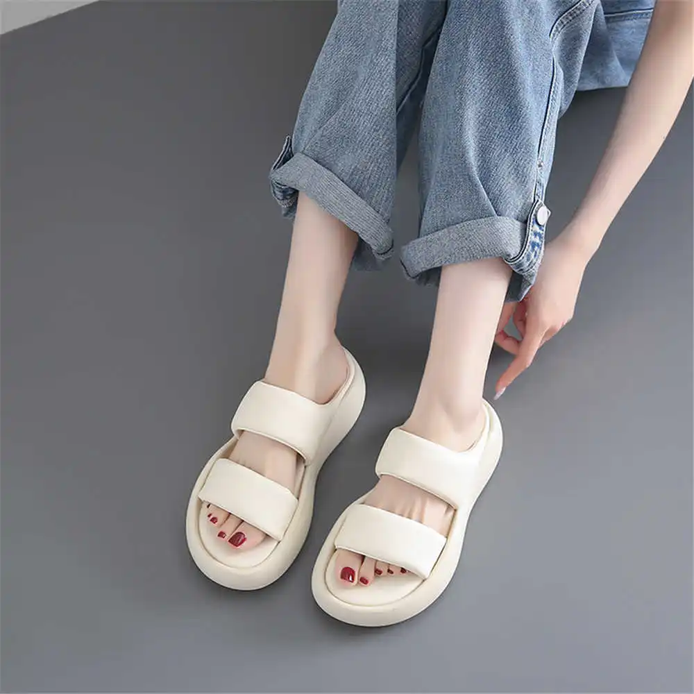 여성용 샌들 슬리퍼 키트 스니커즈, 스포츠 연예인 럭셔 - Outdoor Sport Outlet 리뷰 및 가격